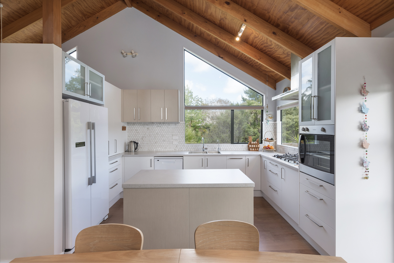 Contemporary Family Living - Big Box